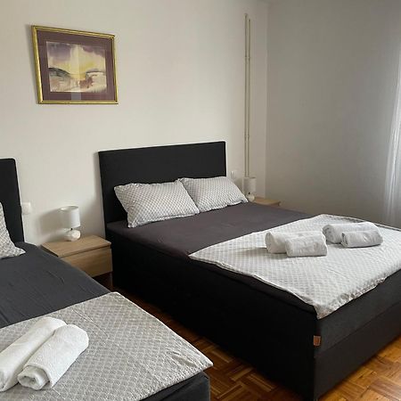Apartment Asea Zara Esterno foto