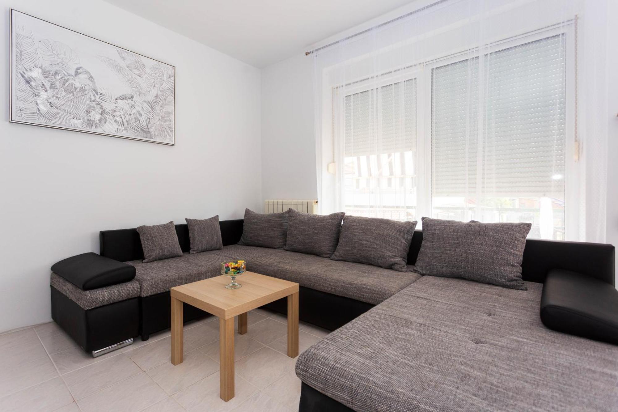 Apartment Asea Zara Esterno foto